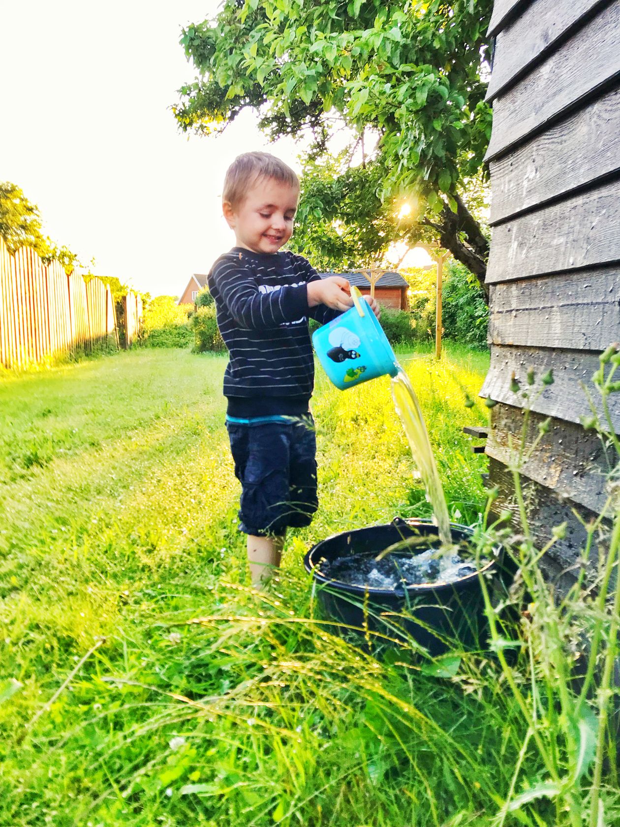 Low-Prep Backyard Activities for Toddlers This Summer