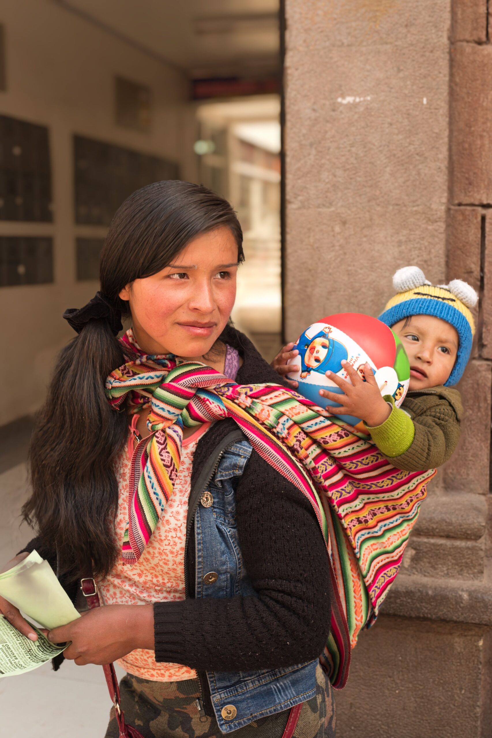 Baby Wrap vs. Soft-Structured Carrier: Which One Do You Need?